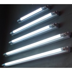 What is the difference between T8 Fluorescent bulbs and T8 LED bulbs
